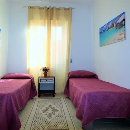 Vacanze Sardegna 아파트 *
